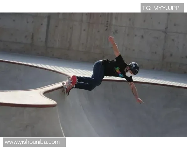 成都攀岩队在滑板精英赛中的节奏表现与战术分析