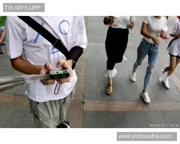 滑板战术解析：西安滑板队的防守与反击策略全面剖析